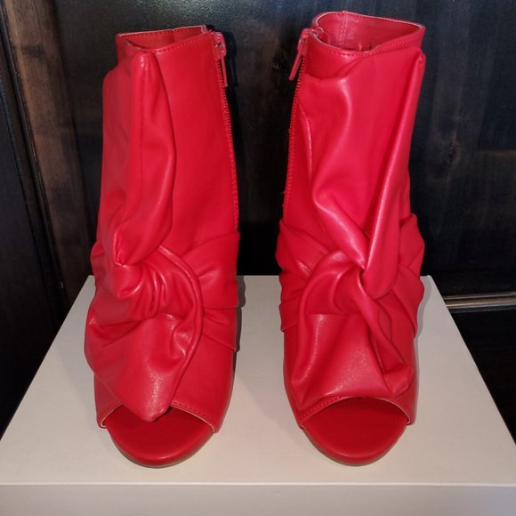 2/$35   Red Peep-toe bootie, 7.5 'divine' - Picture 4 of 6